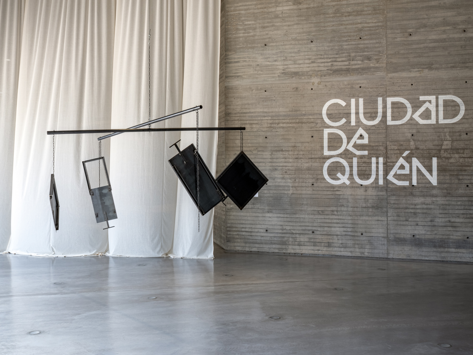 Vistas de la exposición, "Ciudad de quien" en el C3A. Fotografía: Juan López